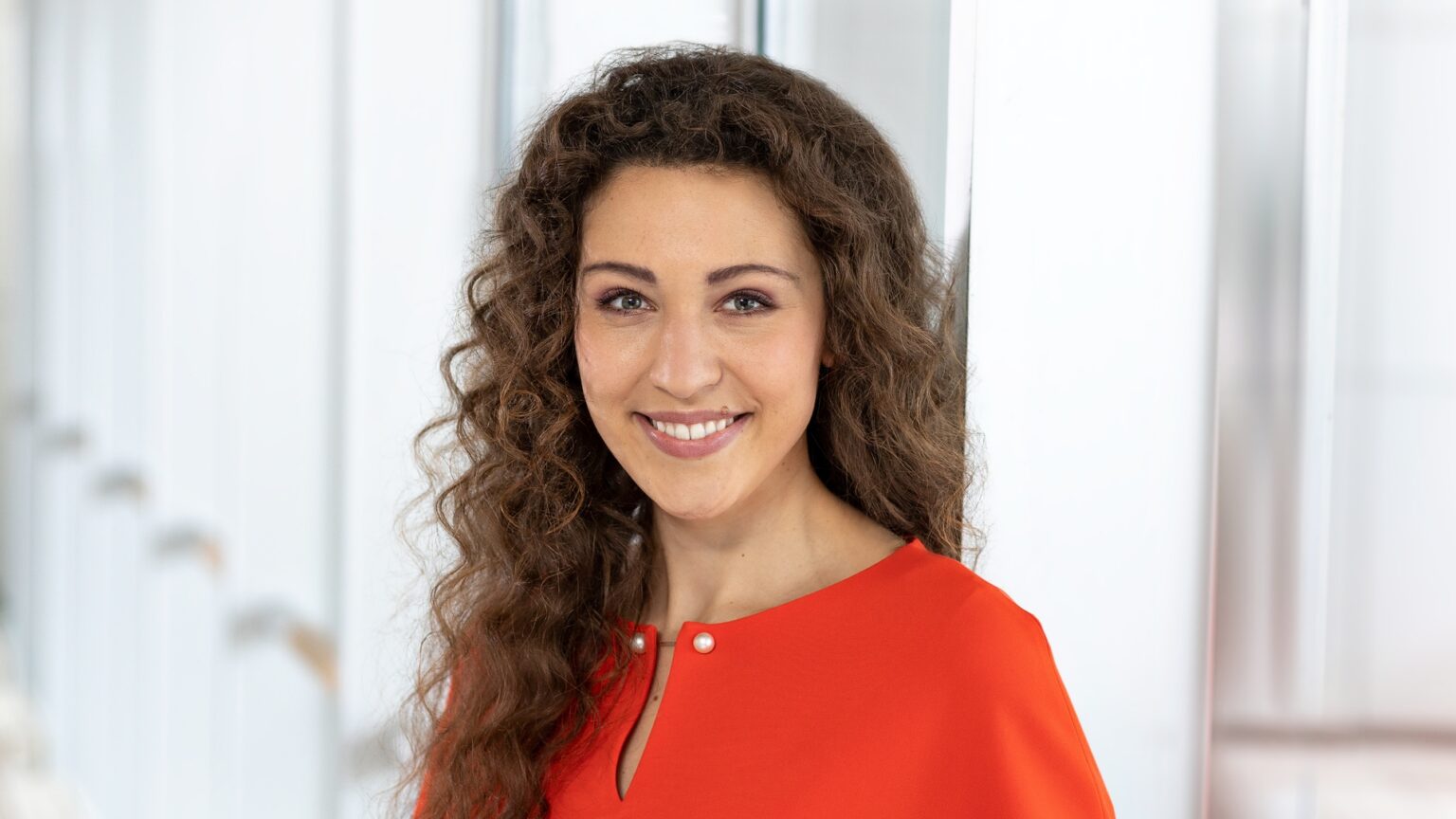 Lena Kesting Figur: Karriere, sportlicher Hintergrund und bekannte Fakten zur ZDF-Moderatorin lena kesting figur